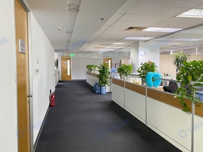 惠普大廈1870平近地鐵毛坯朝東出租，適合咨詢服務與IT科技行業(yè)